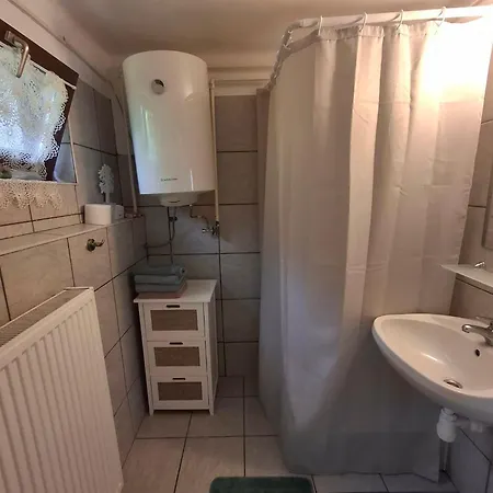 Dora * Balatongyörök